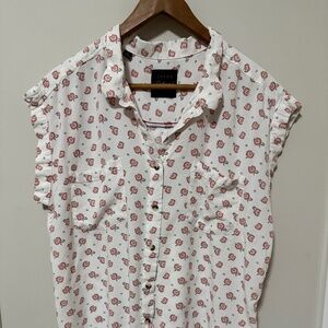 Floral button up top